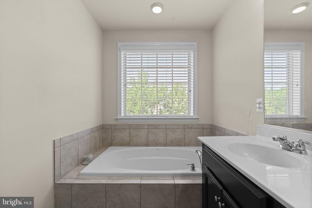 858 NANCY LYNN LN, Arnold, MD 21012