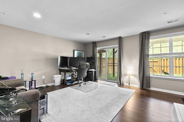 858 NANCY LYNN LN, Arnold, MD 21012