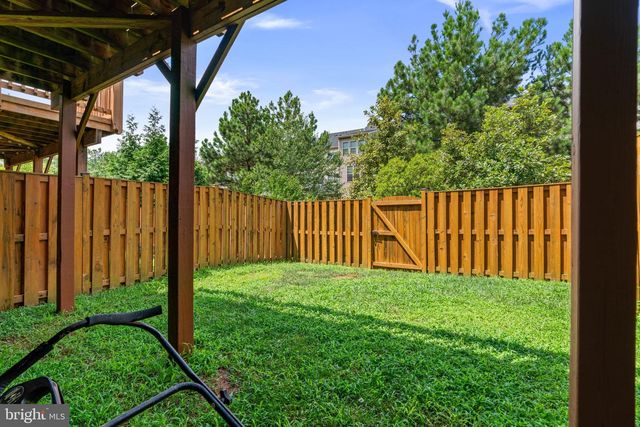 858 NANCY LYNN LN, Arnold, MD 21012
