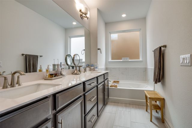 8507 Craig Mews, Rowlett, TX 75089