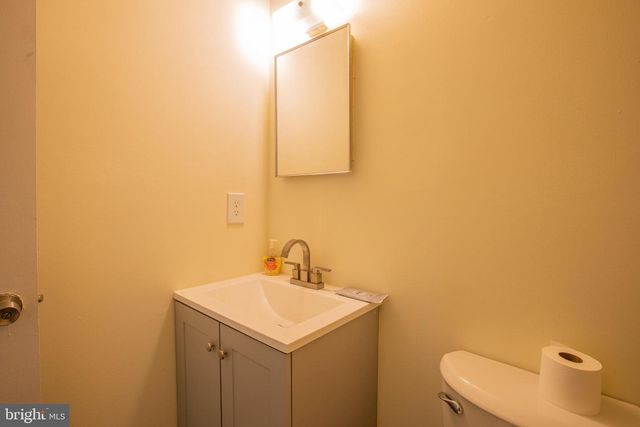 6721 CENTRAL HILLS TER, Landover, MD 20785