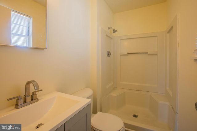 6721 CENTRAL HILLS TER, Landover, MD 20785