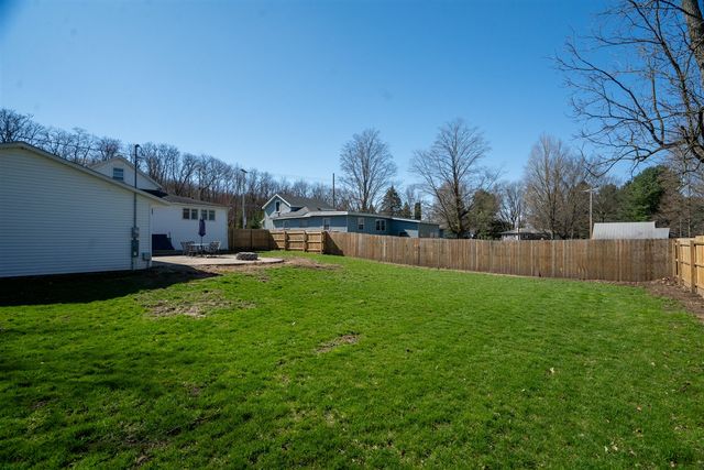24340 Front Street, Mattawan, MI 49071