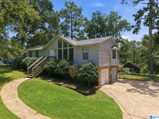 1256 GLENRIDGE LANE, Bessemer, AL 35022