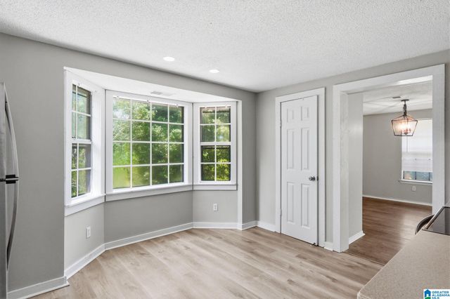 1256 GLENRIDGE LANE, Bessemer, AL 35022