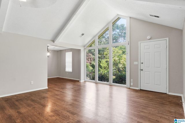 1256 GLENRIDGE LANE, Bessemer, AL 35022
