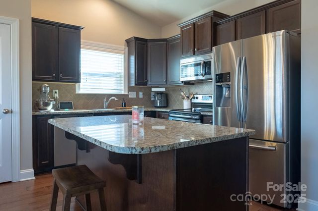 8530 Olde Stonegate Lane, Mint Hill, NC 28227