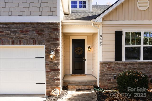 8530 Olde Stonegate Lane, Mint Hill, NC 28227