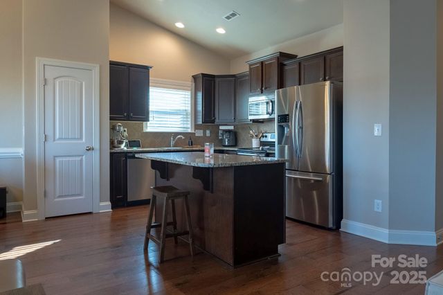 8530 Olde Stonegate Lane, Mint Hill, NC 28227