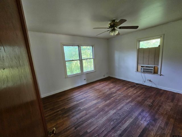2000 Laura Lee, Kilgore, TX 75662