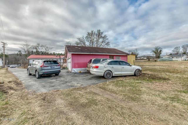 920 North Highway 421, Mountain City, TN 37683