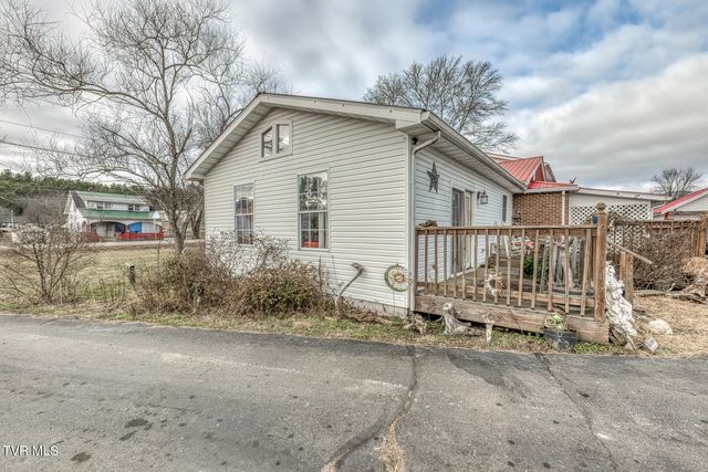 920 North Highway 421, Mountain City, TN 37683