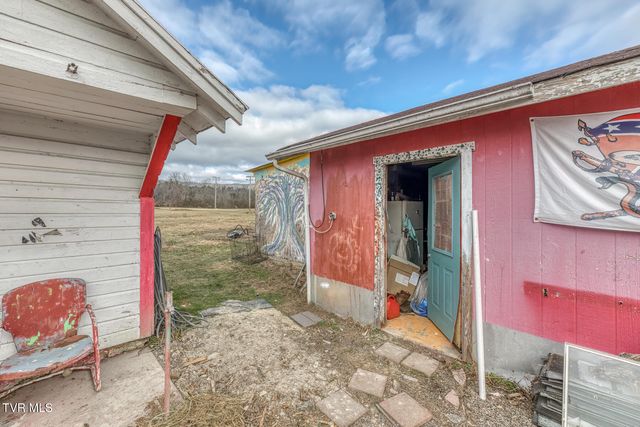 920 North Highway 421, Mountain City, TN 37683