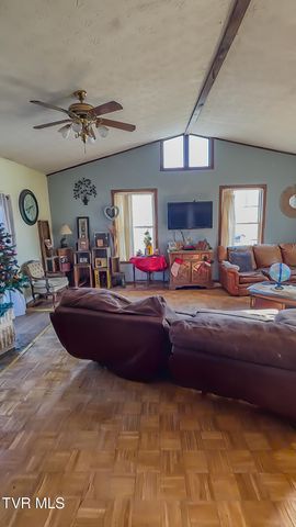 920 North Highway 421, Mountain City, TN 37683