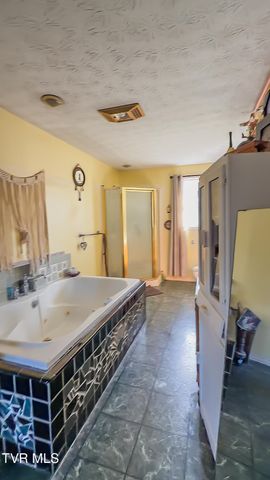 920 North Highway 421, Mountain City, TN 37683