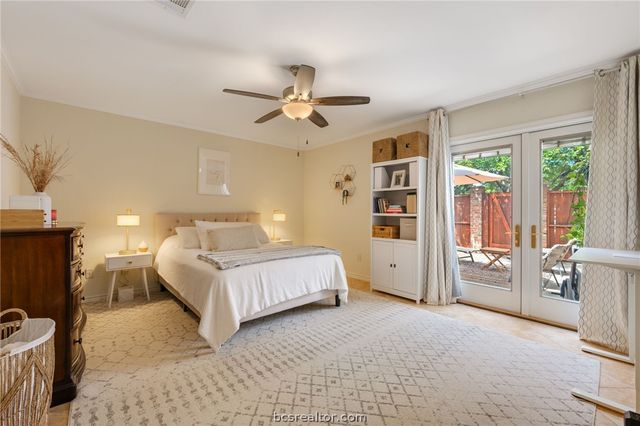 8908 Driftwood Drive, College Station, TX 77845