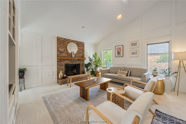8908 Driftwood Drive, College Station, TX 77845