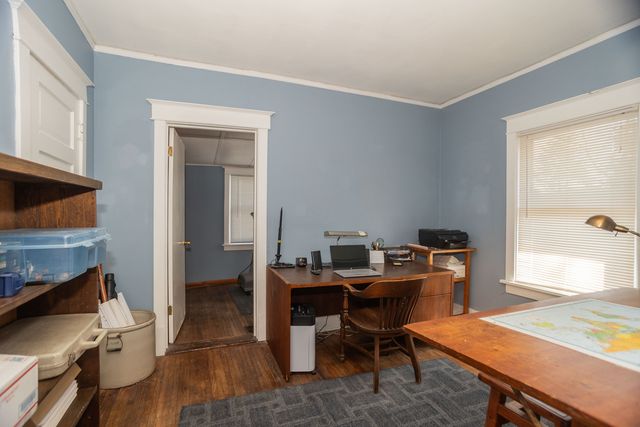 219 W Oak Avenue, Wheaton, IL 60187