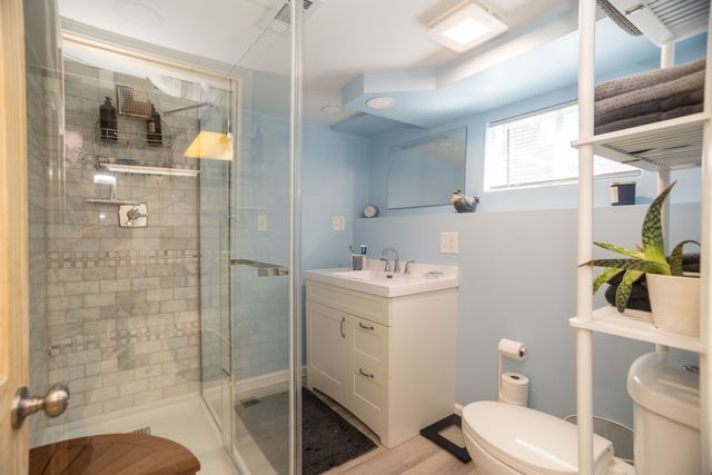 219 W Oak Avenue, Wheaton, IL 60187