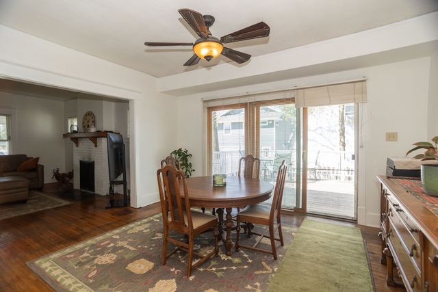 219 W Oak Avenue, Wheaton, IL 60187