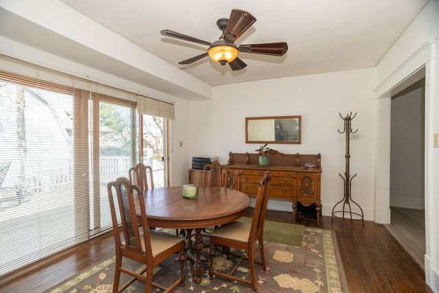 219 W Oak Avenue, Wheaton, IL 60187