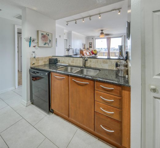 511 Lucerne Avenue 314, Lake Worth Beach, FL 33460