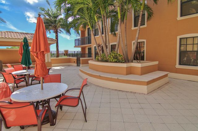 511 Lucerne Avenue 314, Lake Worth Beach, FL 33460