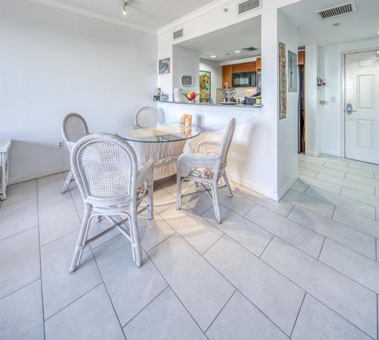 511 Lucerne Avenue 314, Lake Worth Beach, FL 33460