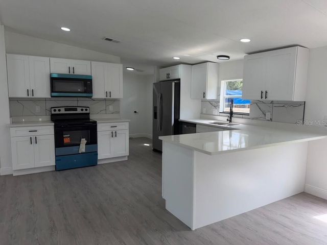 1155 BEACH PARK DRIVE, Inverness, FL 34453