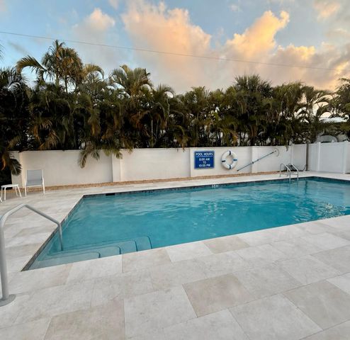 660 Forsyth Street 7, Boca Raton, FL 33487