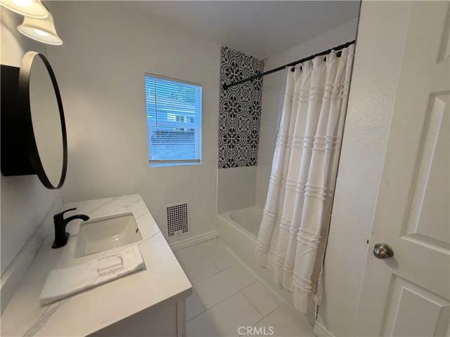5445 Cartwright, Los Angeles, CA 91601