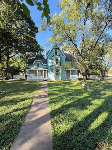 106 W Dayton AVE, Burlingame, KS 66413