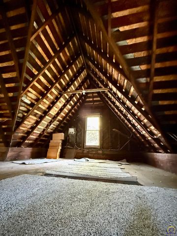 106 W Dayton AVE, Burlingame, KS 66413