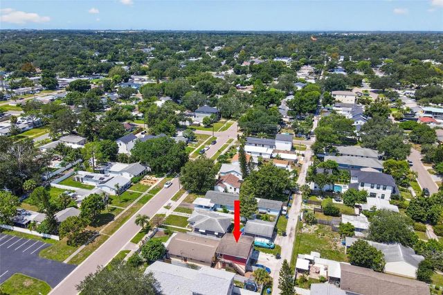 437 43RD AVE N, St Petersburg, FL 33703