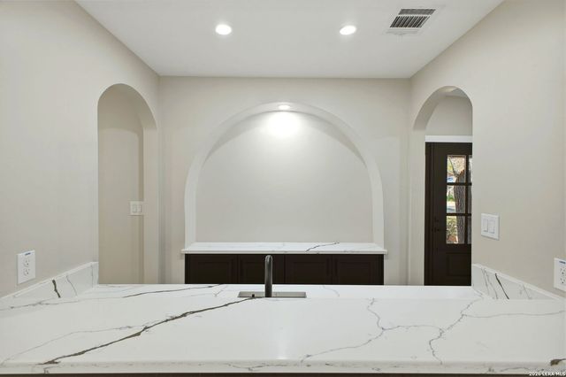 1002 Arizona Ash, San Antonio, TX 78232