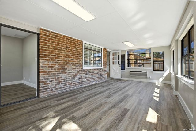 1002 Arizona Ash, San Antonio, TX 78232