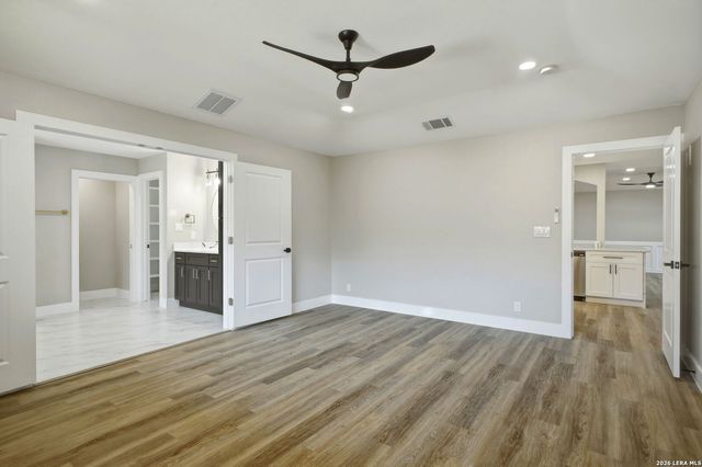 1002 Arizona Ash, San Antonio, TX 78232