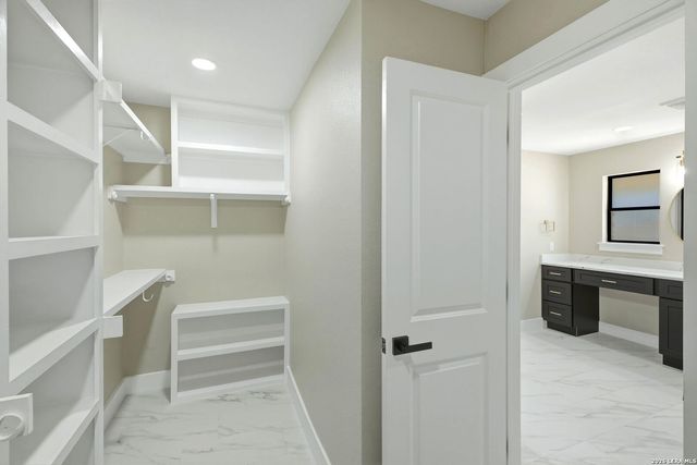 1002 Arizona Ash, San Antonio, TX 78232