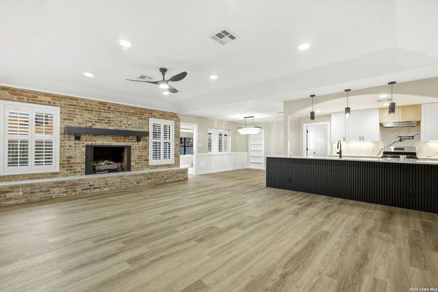 1002 Arizona Ash, San Antonio, TX 78232