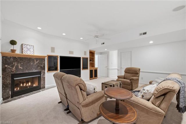 246 Broadmoor Drive, Advance, NC 27006