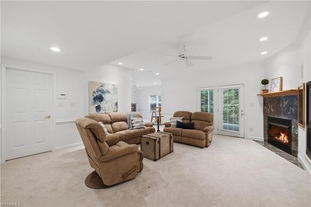 246 Broadmoor Drive, Advance, NC 27006