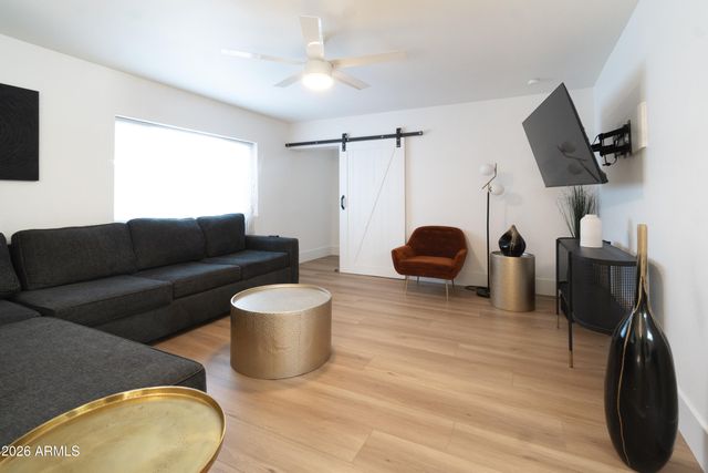 4451 E EARLL Drive, Phoenix, AZ 85018