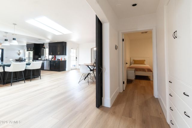 4451 E EARLL Drive, Phoenix, AZ 85018