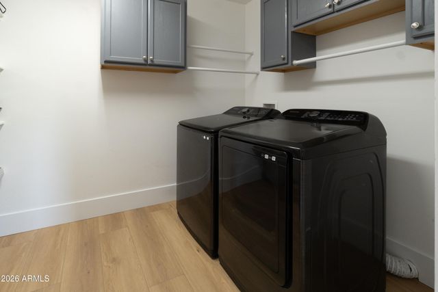 4451 E EARLL Drive, Phoenix, AZ 85018