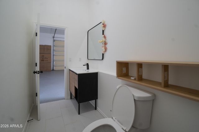 4451 E EARLL Drive, Phoenix, AZ 85018