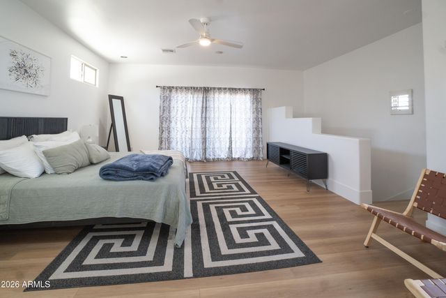 4451 E EARLL Drive, Phoenix, AZ 85018