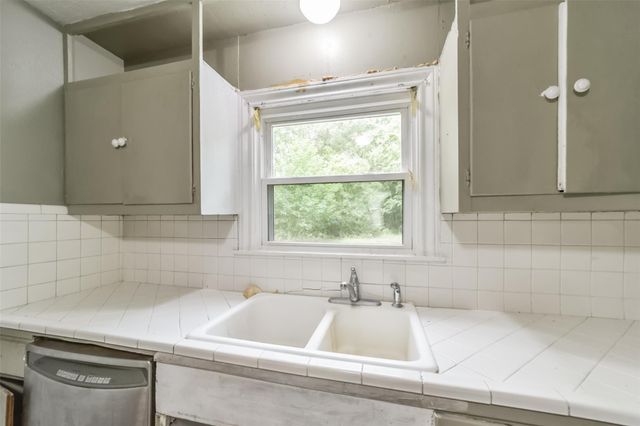 80 County Road 4321, Dayton, TX 77535