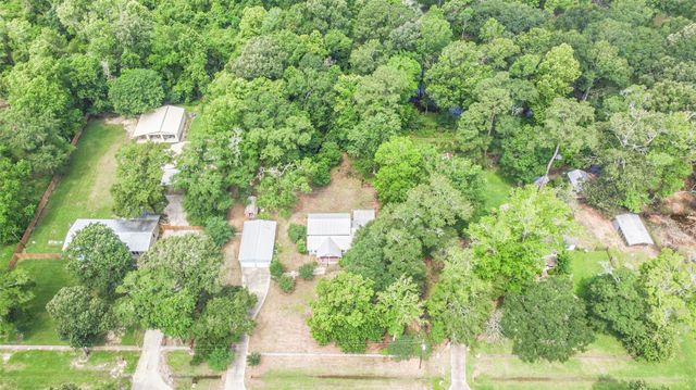 80 County Road 4321, Dayton, TX 77535