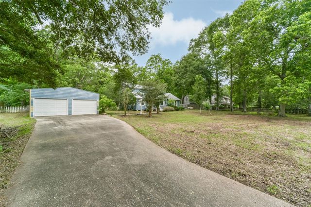 80 County Road 4321, Dayton, TX 77535
