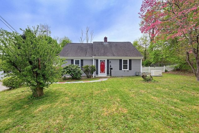40 Metcalf Road, North Attleboro, MA 02760